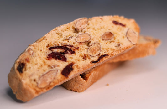 Biscotti cu migdale și merișoare