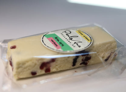 Ciocolată de casă albă cu merișoare 100g