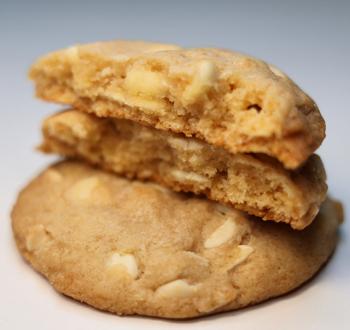 Biscuit cu ciocolată albă 80g