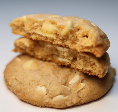 Biscuit cu ciocolată albă 80g