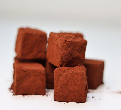 Trufe de ciocolată lapte cu cremă de arahide 100g